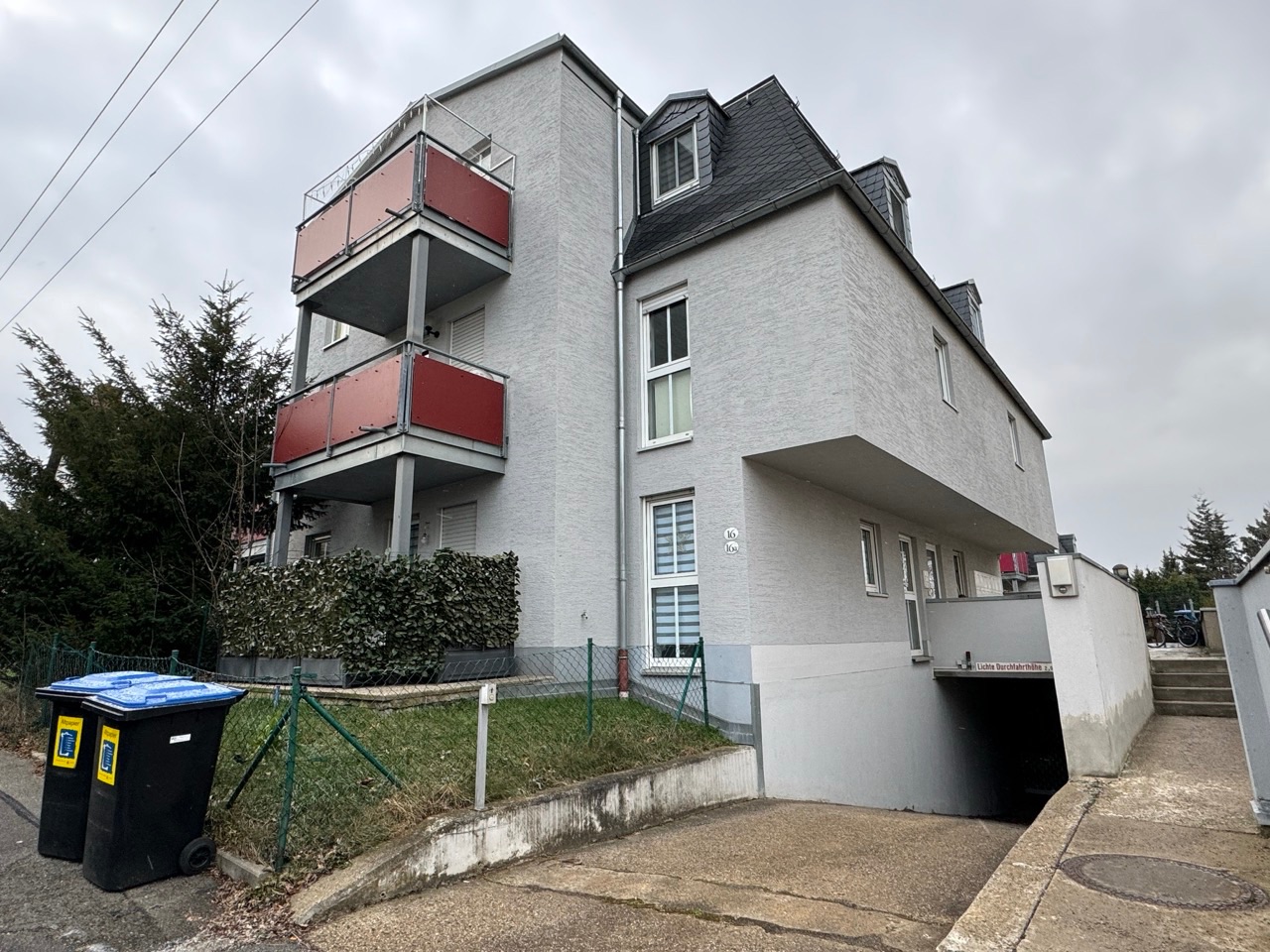 Hausansicht Straßenseite 