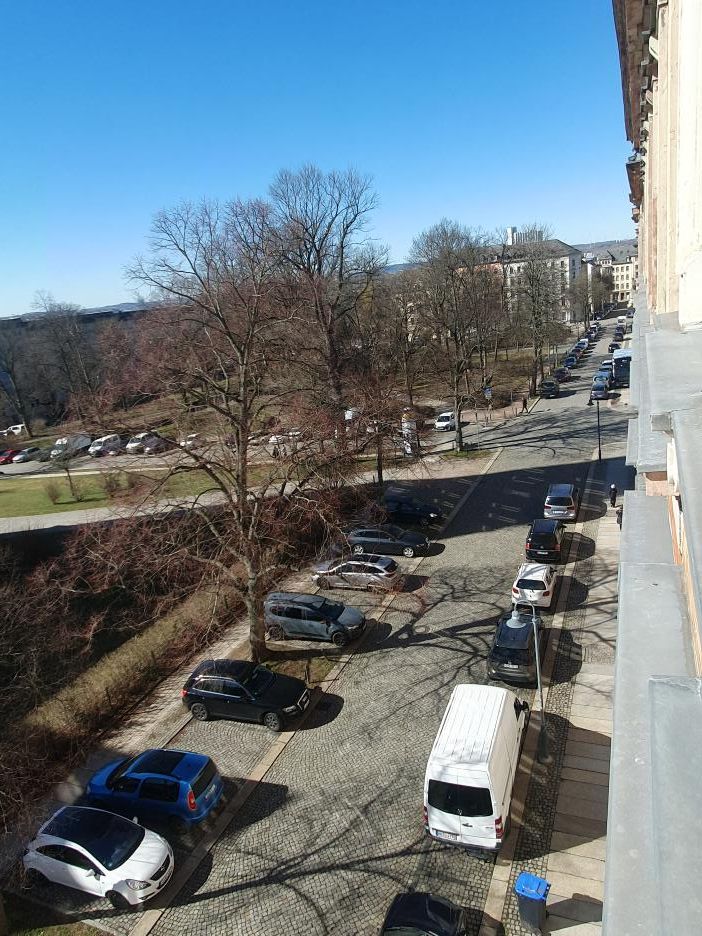 Wohnung 9 rechts, Blick aus Wohnzimmer