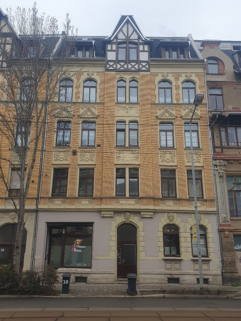 Außenansicht, vorn