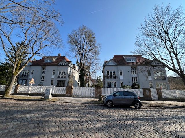 Ansicht 33 a ( links ) und 33b