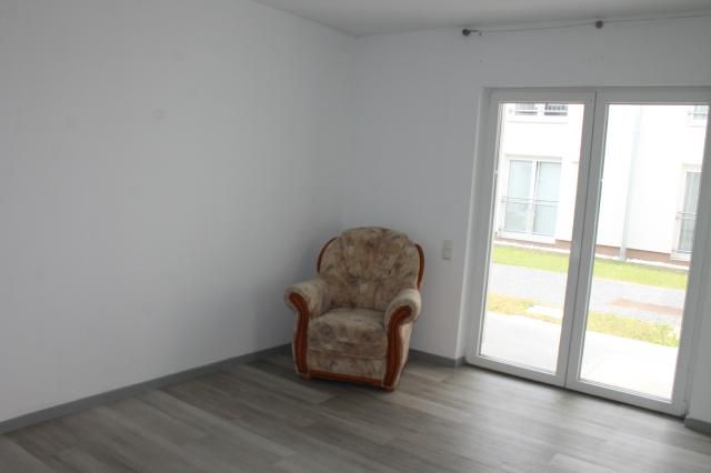 Zimmer mit Blick zur Terrassentür