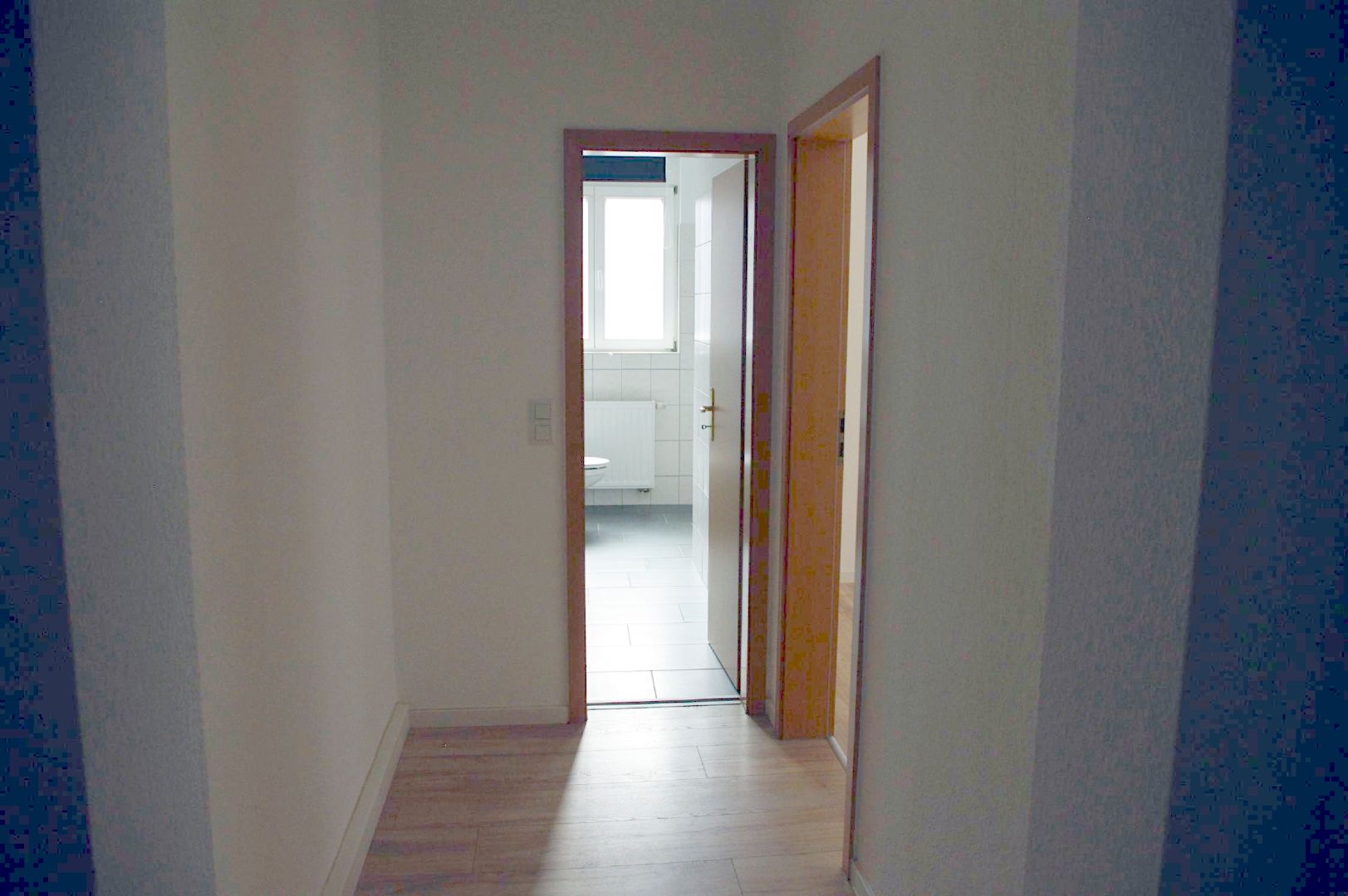 Flur nach links (Beispielbilder aus WE 4)
