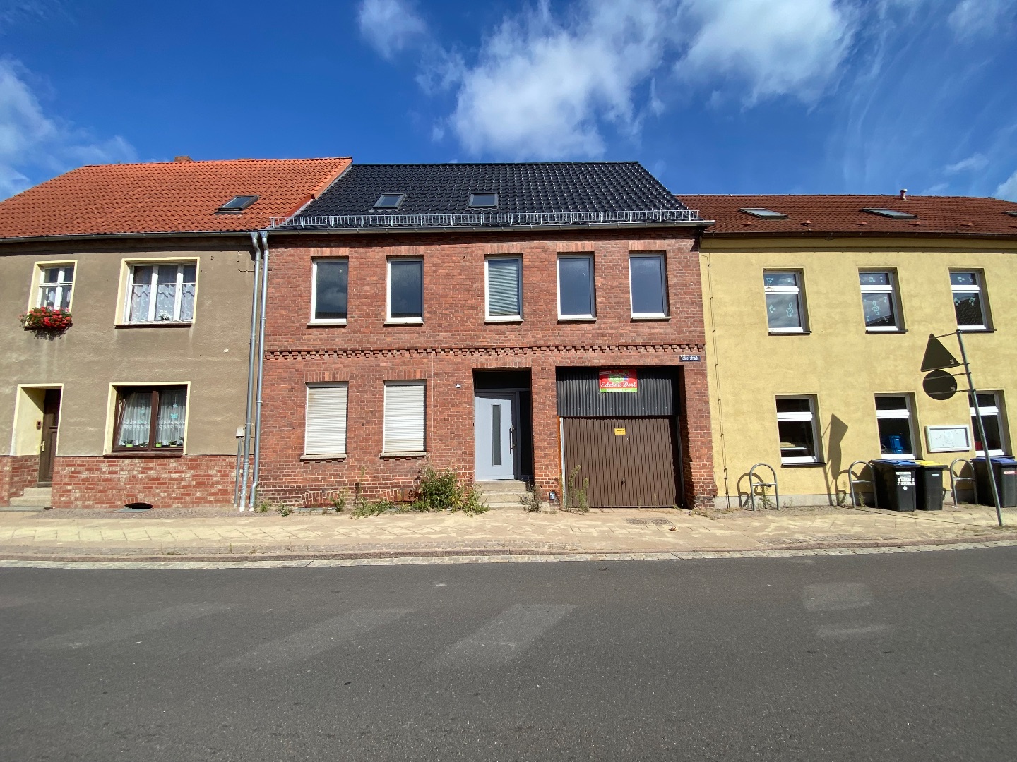 Straßenansicht