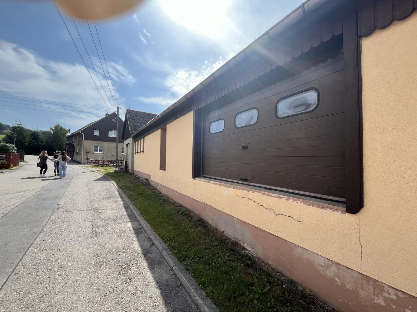 Mehrzweckgebäude mit Produktionsstätte