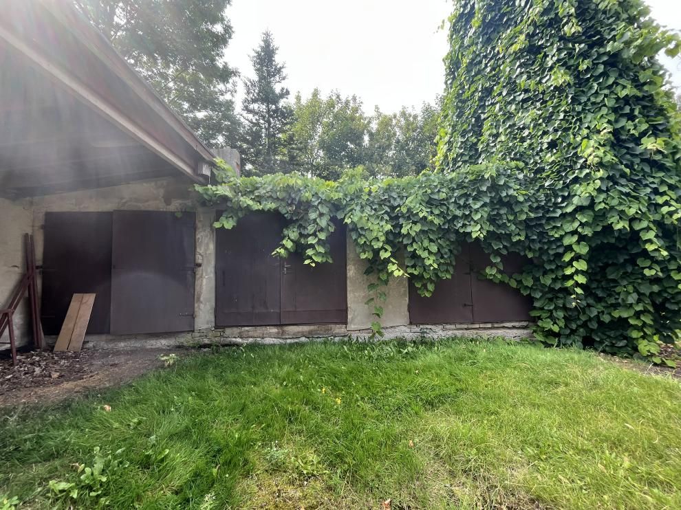 Mehrzweckgebäude mit Produktionsstätte