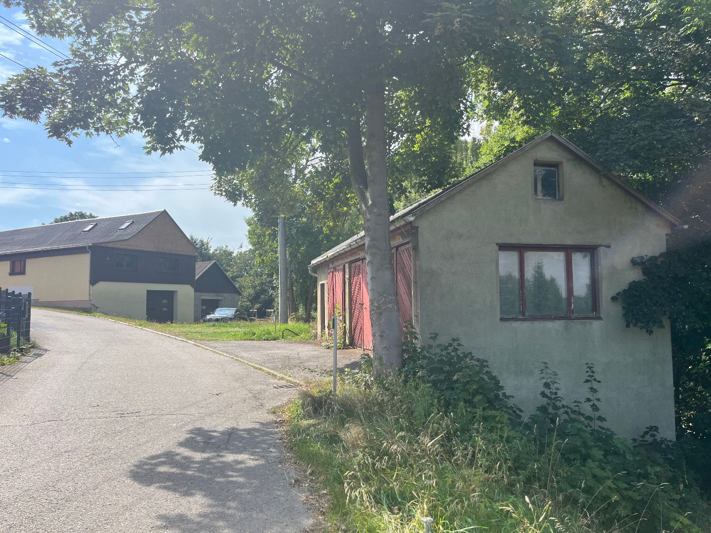 Mehrzweckgebäude mit Produktionsstätte